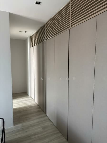 Kediaman Servis untuk Dijual di Lumi Tropicana Serviced Residence - Ivan Kok - Corridor - PropertyGuru.com.my