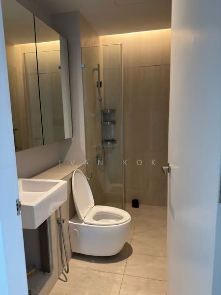 Kediaman Servis untuk Dijual di Lumi Tropicana Serviced Residence - Ivan Kok - Bathroom - PropertyGuru.com.my