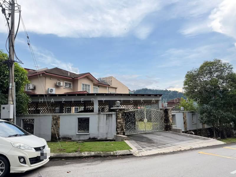 Semi-Detached House for Sale in Ampang (Selangor) - Shaziery Iskandar - Exterior - PropertyGuru.com.my