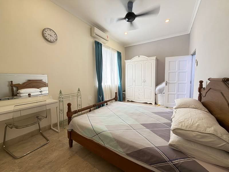 Semi-Detached House for Sale in Ampang (Selangor) - Shaziery Iskandar - Bedroom - PropertyGuru.com.my