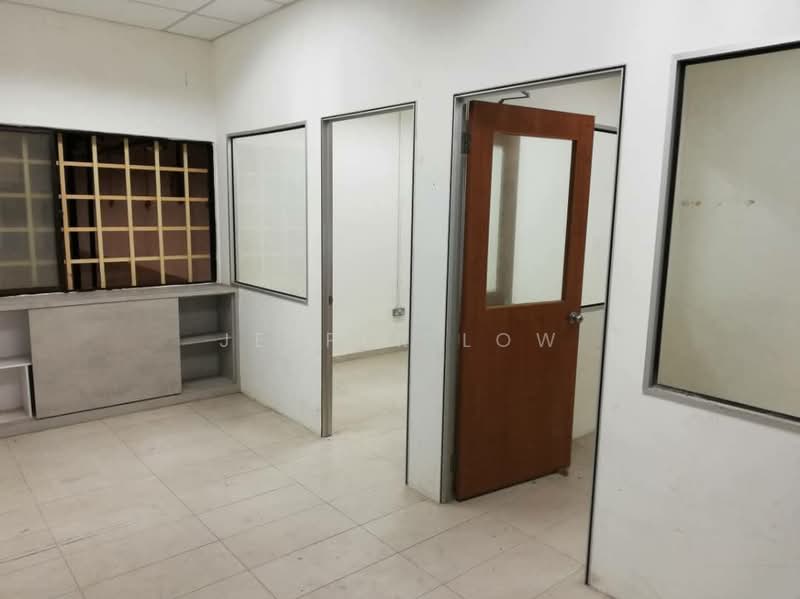 Semi-D Factory for Rent in Taman Tan Sri Yaacob (Johor Bahru) - Jesper Low - Interior - PropertyGuru.com.my