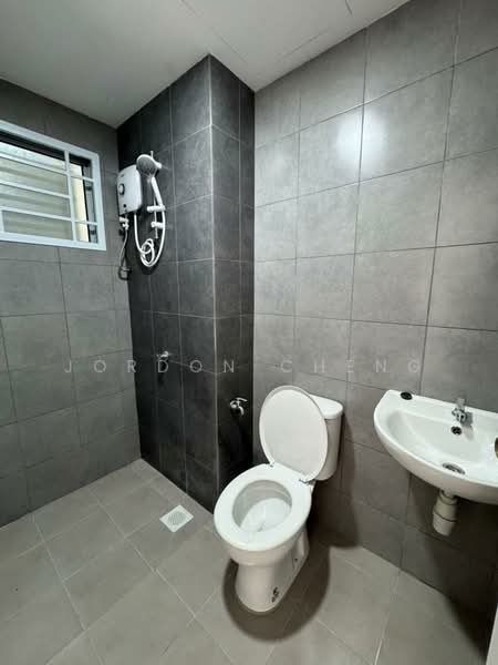 Condominium for Rent at Residensi Sateria - Jordon Cheng - Bathroom - PropertyGuru.com.my