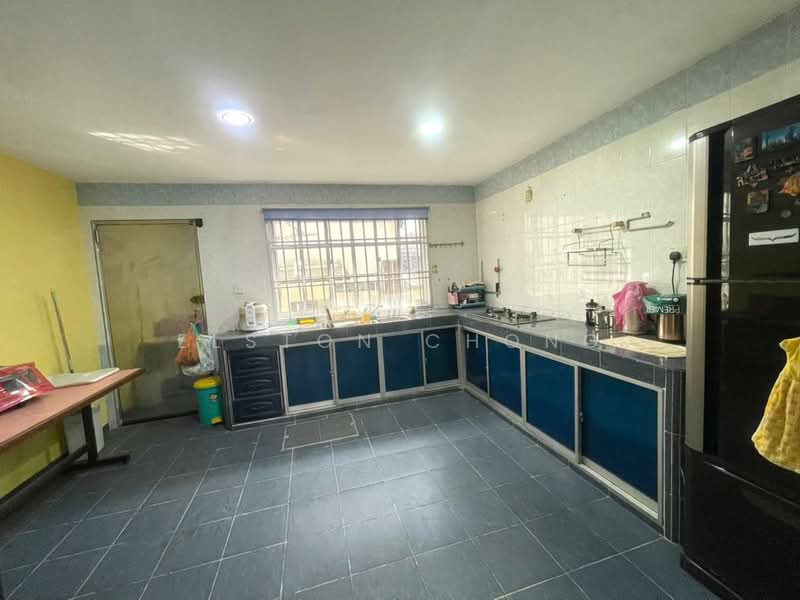 Rumah Teres 2 Tingkat untuk Dijual di Taman Century (Johor Bahru) - Elston Chong - Kitchen - PropertyGuru.com.my