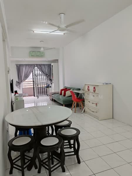 Apartment for Rent at Jalil Damai Apartments - Grace Tham - Living Room - PropertyGuru.com.my