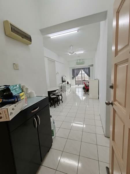 Apartment for Rent at Jalil Damai Apartments - Grace Tham - Living Room - PropertyGuru.com.my