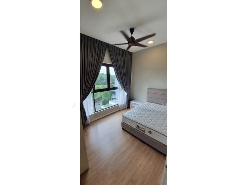Kondominium untuk Dijual di The WaterEdge (Pinggiran Air) - Jason Fam - Bedroom - PropertyGuru.com.my