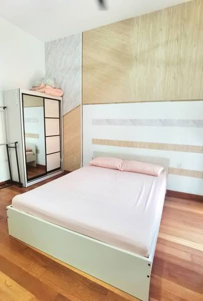 Servis Apartment untuk Disewa di Sapphire Paradigm - Victor Foo - Bedroom - PropertyGuru.com.my