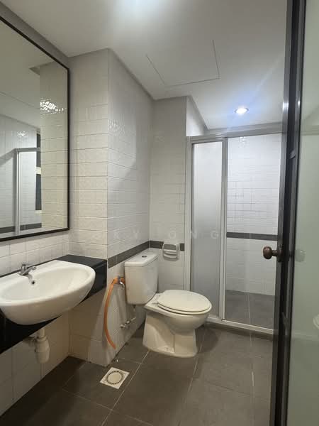 Kondominium untuk Dijual di Northpoint Residences - Oky Ong - Bathroom - PropertyGuru.com.my