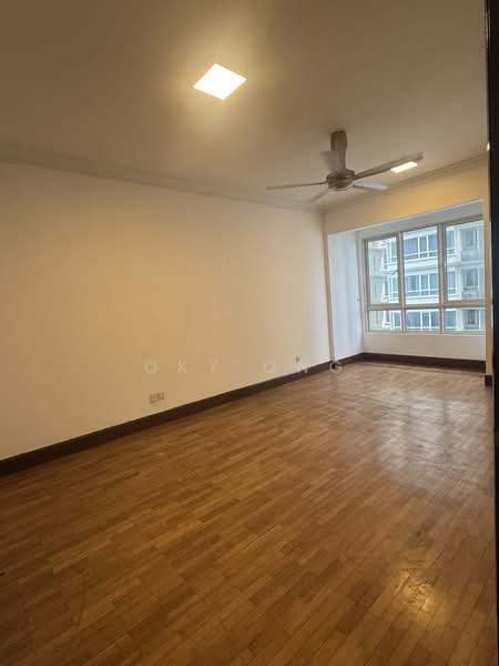 Kondominium untuk Dijual di Northpoint Residences - Oky Ong - Living Room - PropertyGuru.com.my