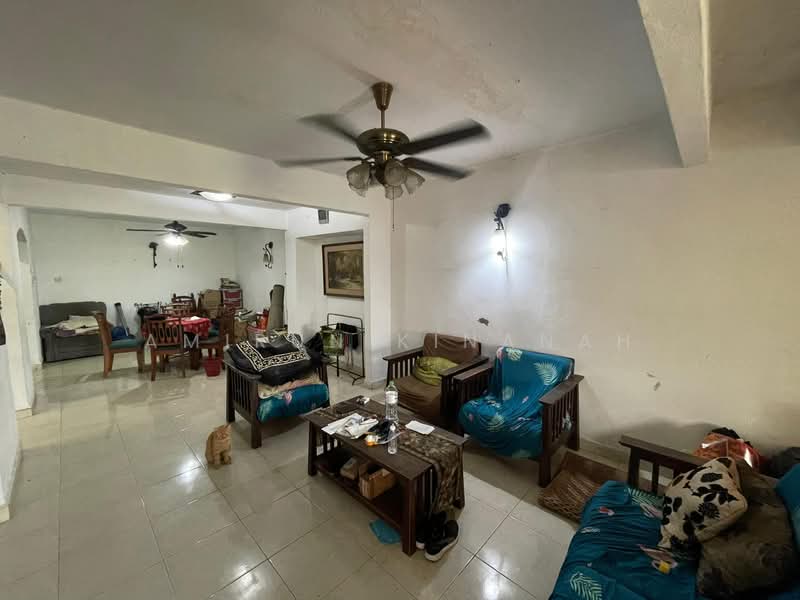 Rumah Teres 2 Tingkat untuk Dijual di SS14 (Subang Jaya) - Amirun Kinanah - Living Room - PropertyGuru.com.my