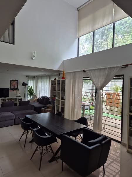 Semi-Detached House for Rent in Damansara Heights (Kuala Lumpur) - jaret kok - Living Room - PropertyGuru.com.my