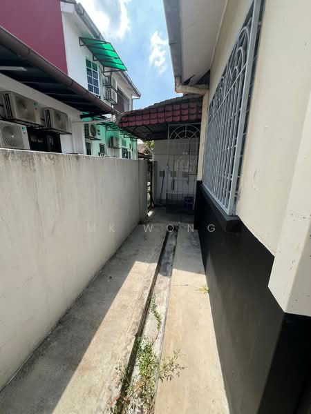 1-storey Terraced House for Sale in Bandar Tun Hussein Onn (Cheras) - Mk Wong - Exterior - PropertyGuru.com.my