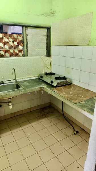 Pangsapuri untuk Dijual di Apartment Idaman - Sariza Hartanah - Kitchen - PropertyGuru.com.my