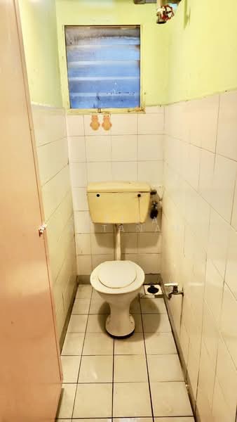 Pangsapuri untuk Dijual di Apartment Idaman - Sariza Hartanah - Bathroom - PropertyGuru.com.my
