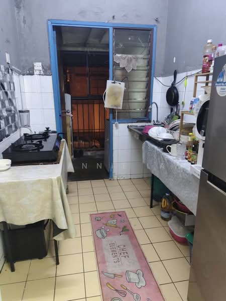 Apartment for Sale at Palma Apartment (Bandar Country Homes) - Shannie Law - Kitchen - PropertyGuru.com.my