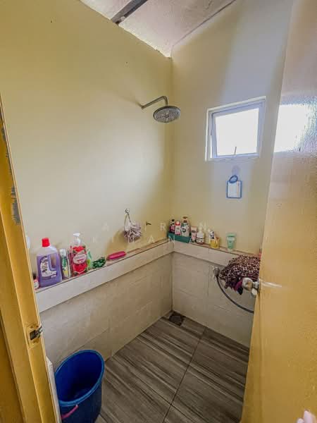 Rumah Teres 2 Tingkat untuk Dijual di Taman Putra Perdana (Puchong) - Amirun Kinanah - Bathroom - PropertyGuru.com.my