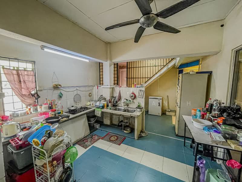 Rumah Teres 2 Tingkat untuk Dijual di Taman Putra Perdana (Puchong) - Amirun Kinanah - Kitchen - PropertyGuru.com.my