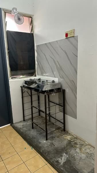 Rumah Flat untuk Dijual di Sri Indah - Shannie Law - Kitchen - PropertyGuru.com.my