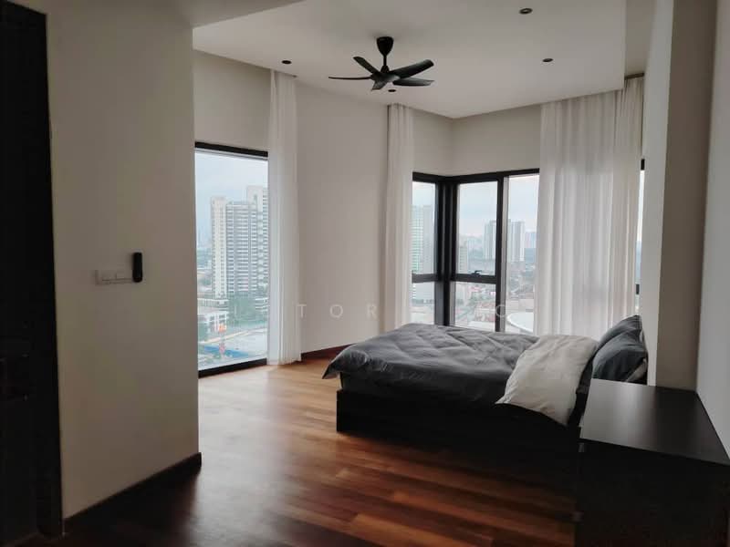 Servis Apartment untuk Disewa di Sapphire Paradigm - Victor Foo - Bedroom - PropertyGuru.com.my