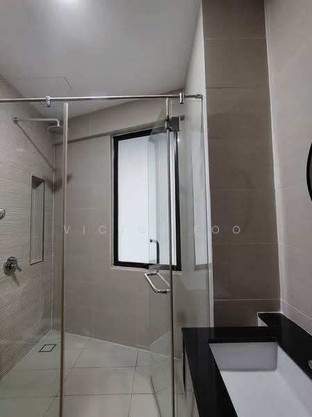 Servis Apartment untuk Disewa di Sapphire Paradigm - Victor Foo - Bathroom - PropertyGuru.com.my