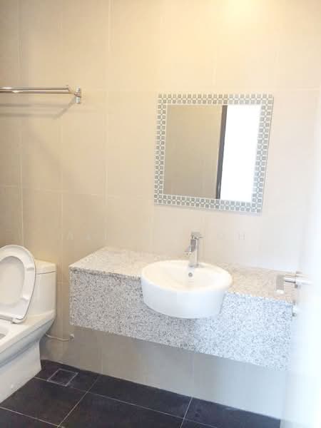 Condominium for Sale at Vertiq - Allen Yeoh - Bathroom - PropertyGuru.com.my