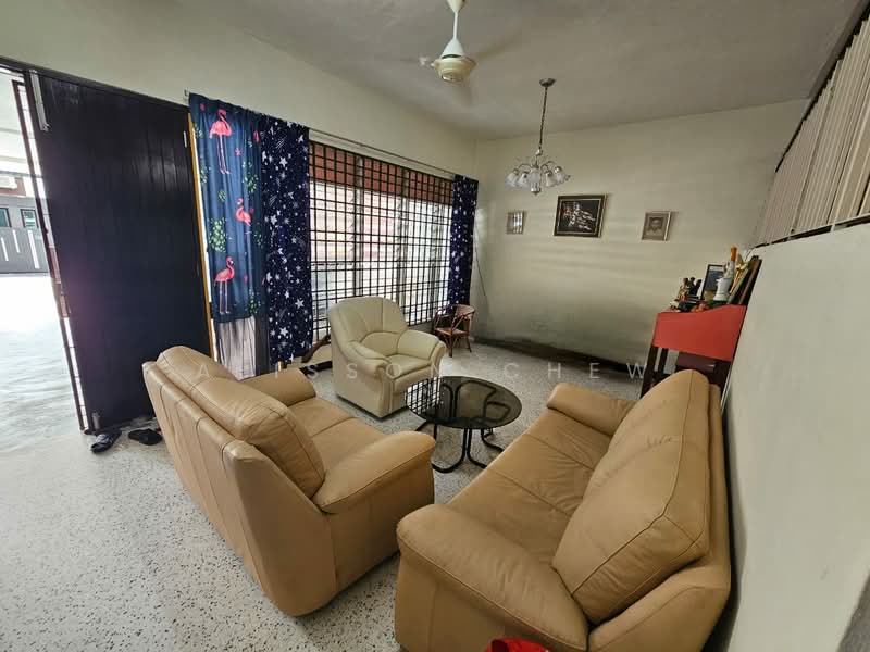 Rumah Teres 2 Tingkat untuk Dijual di Gelugor (Penang) - Alisson Chew - Living Room - PropertyGuru.com.my