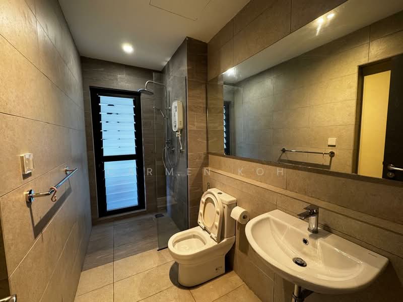 Service Residence for Rent at Atwater : Service Residences - Carmen Koh - Bathroom - PropertyGuru.com.my