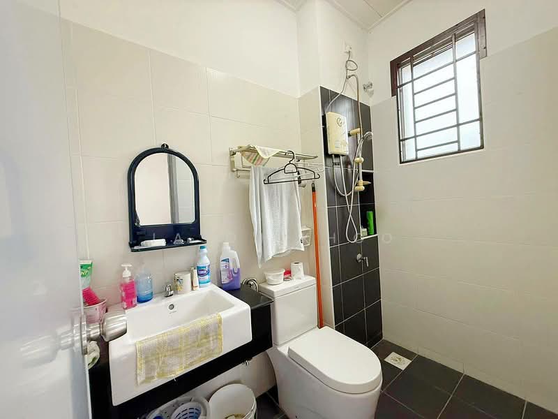 Rumah Teres 2 Tingkat untuk Dijual di Nusa Bayu (Iskandar Puteri (Nusajaya)) - Jason Khoo - Bathroom - PropertyGuru.com.my