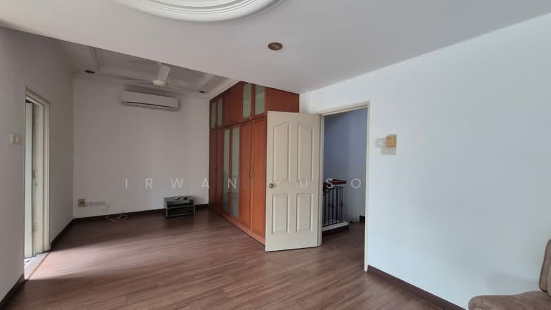 2-storey Terraced House for Sale in Bukit Jelutong (Shah Alam) - Irwan Yusoff - PropertyGuru.com.my