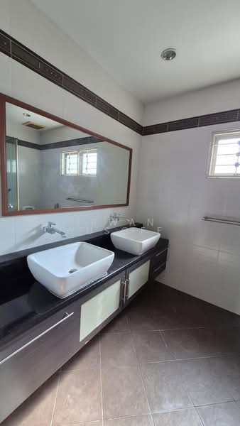 2-storey Terraced House for Sale in Bukit Jelutong (Shah Alam) - Irwan Yusoff - PropertyGuru.com.my