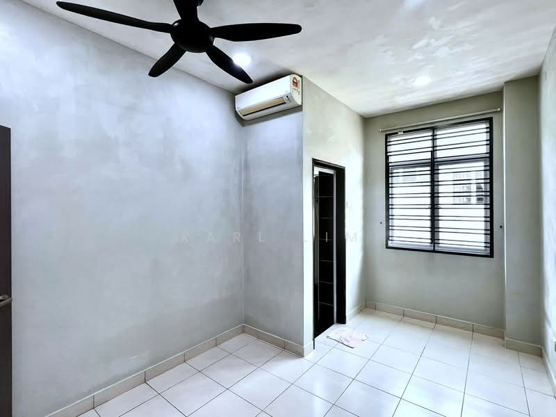 2-storey Terraced House for Sale in Taman Seri Austin (Tebrau) - Karl Lim - Interior - PropertyGuru.com.my