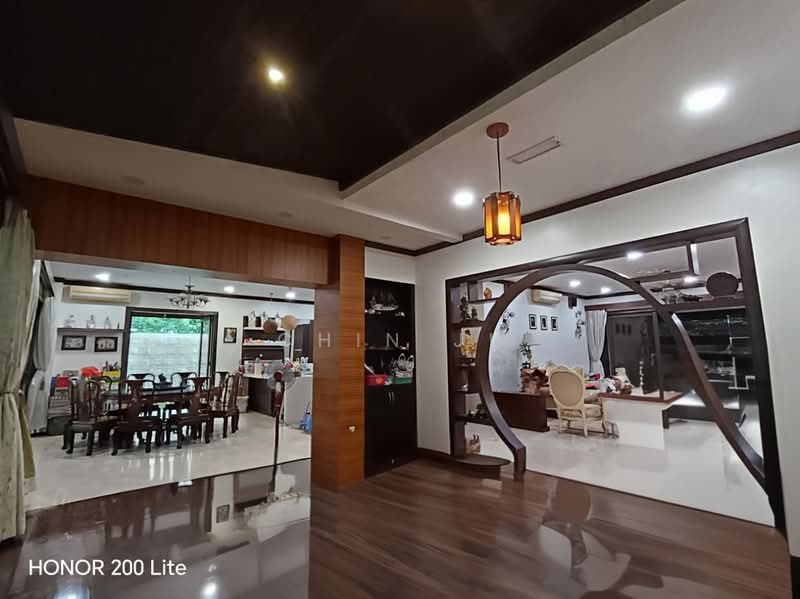Bungalow for Sale in Bukit Rahman Putra (Sungai Buloh) - Chin JL - Dining Room - PropertyGuru.com.my