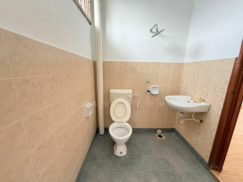 2-storey Terraced House for Sale in Kota Masai (Pasir Gudang) - Jason Fam - Bathroom - PropertyGuru.com.my
