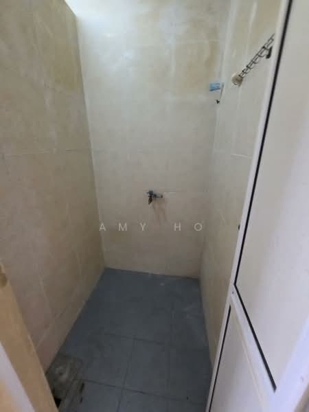 1.5-storey Terraced House for Sale in Taman Sri Segambut (Segambut) - Amy Ho - Bathroom - PropertyGuru.com.my