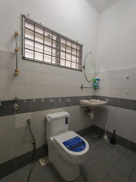2-storey Terraced House for Rent in Bandar Sri Damansara (Selangor) - Carmen Lian - Bathroom - PropertyGuru.com.my