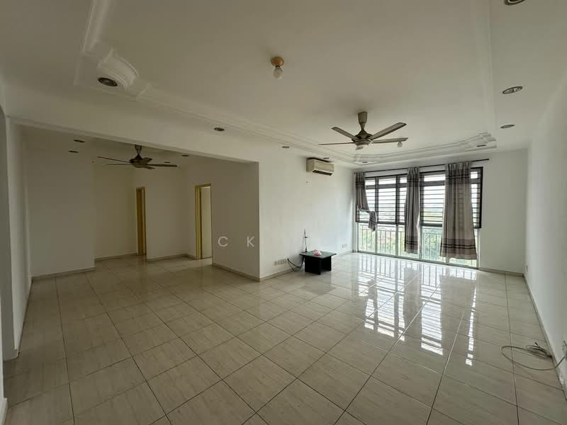 Apartment for Sale at Pulai View - CK Ng - Living Room - PropertyGuru.com.my