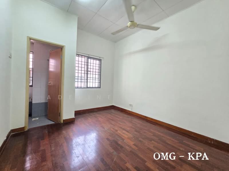 Rumah Teres untuk Dijual di Bandar Botanic (Klang) - Adeline Foong - PropertyGuru.com.my
