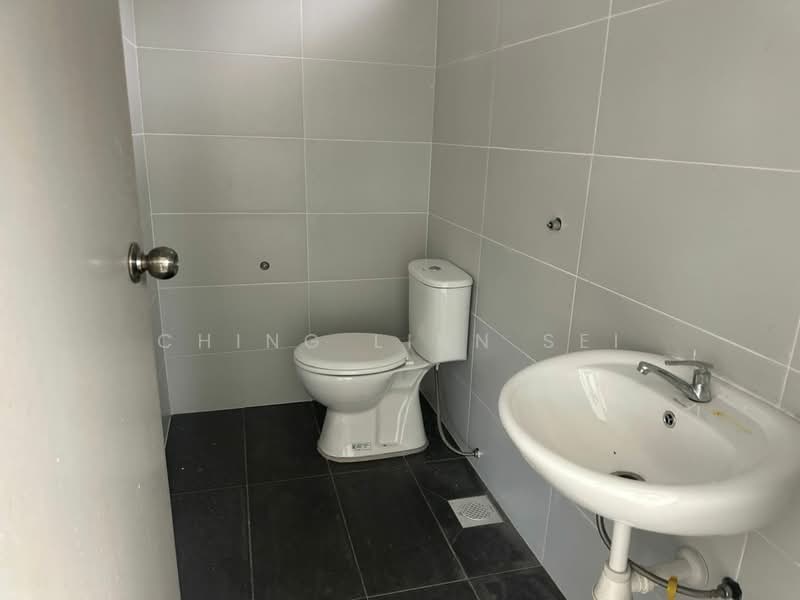 Bungalow for Sale in Taman Cempaka (Durian Tunggal) - Ching Linn Sei - PropertyGuru.com.my