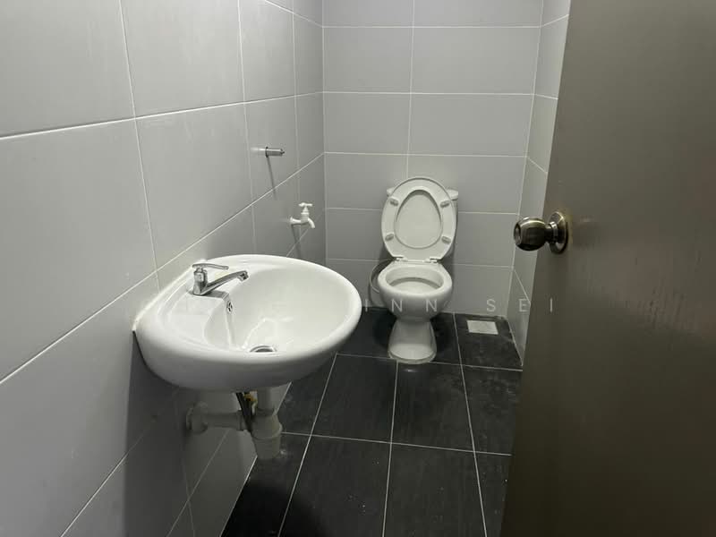 Bungalow for Sale in Taman Cempaka (Durian Tunggal) - Ching Linn Sei - PropertyGuru.com.my
