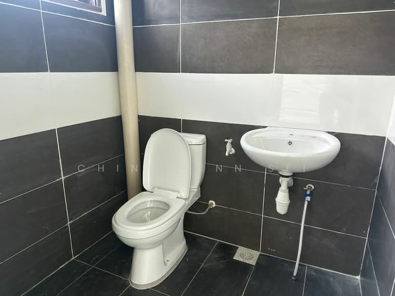 Bungalow for Sale in Taman Cempaka (Durian Tunggal) - Ching Linn Sei - PropertyGuru.com.my