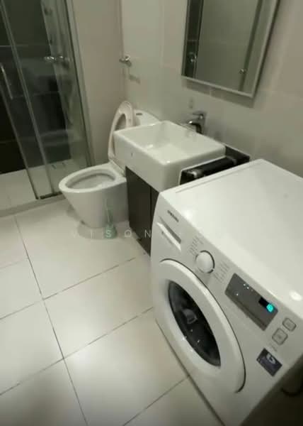 Condominium for Rent at Bay Point @ Country Garden Danga Bay - Vison Foo - Bathroom - PropertyGuru.com.my