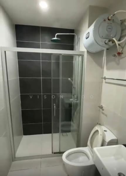 Condominium for Rent at Bay Point @ Country Garden Danga Bay - Vison Foo - Bathroom - PropertyGuru.com.my