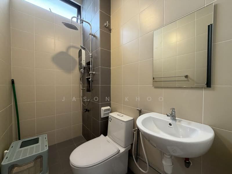 2-storey Terraced House for Sale in Taman Austin Duta (Tebrau) - Jason Khoo - Bathroom - PropertyGuru.com.my