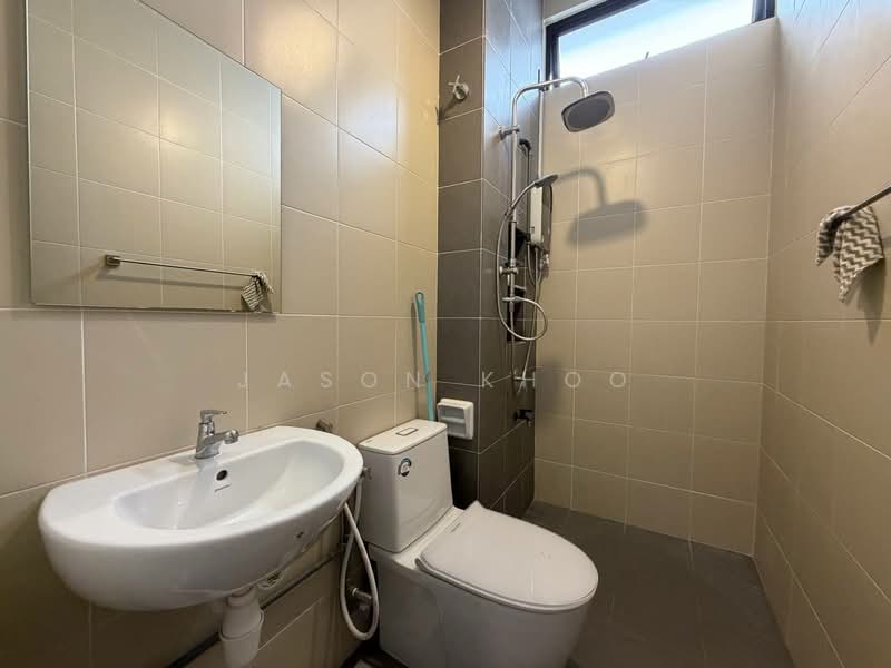 2-storey Terraced House for Sale in Taman Austin Duta (Tebrau) - Jason Khoo - Bathroom - PropertyGuru.com.my