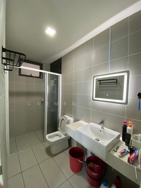 Servis Apartment untuk Disewa di The Cruise Residence - Carmen Kew - Bathroom - PropertyGuru.com.my