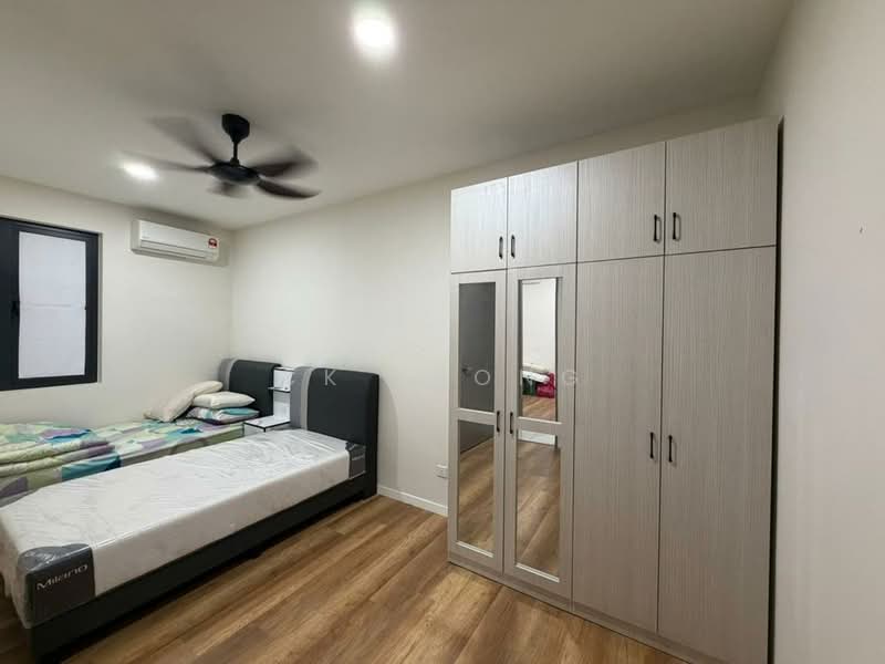 Kondominium untuk Disewa di Bennington Residences @ SkyArena - CK Teong - Bedroom - PropertyGuru.com.my