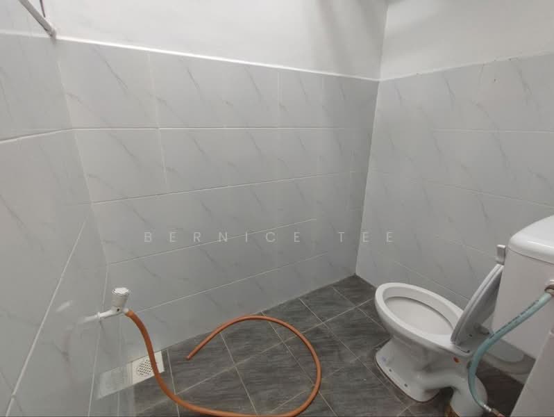 1-storey Terraced House for Sale in Setia Tropika (Johor Bahru) - Bernice Tee - Bathroom - PropertyGuru.com.my