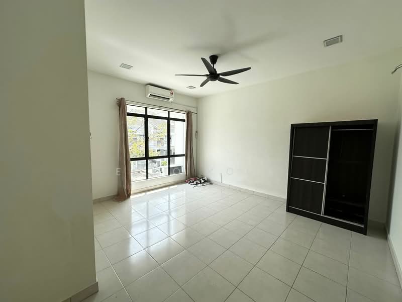 Rumah Teres 2 Tingkat untuk Dijual di Rawang (Selangor) - Echo Kong - Bedroom - PropertyGuru.com.my
