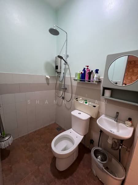 Rumah Teres untuk Dijual di Bandar Sungai Long (Selangor) - Shanny Tan - Bathroom - PropertyGuru.com.my