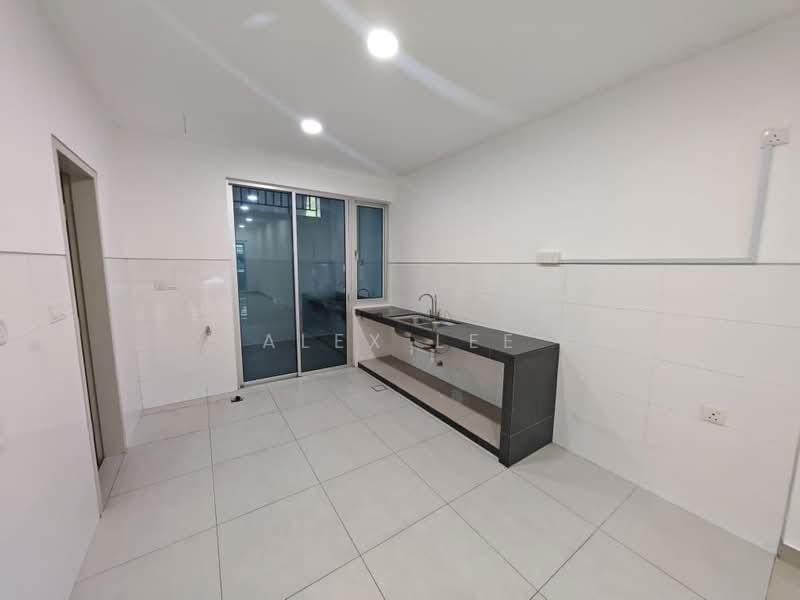 2-storey Terraced House for Rent in Rawang (Selangor) - Alex Lee - Kitchen - PropertyGuru.com.my